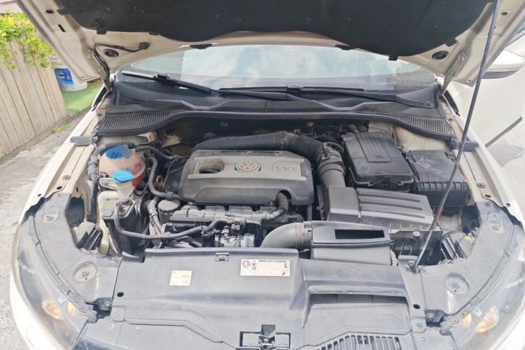 Used Volkswagen Scirocco 2011 2.0 TSI Luxury Edition Engine Bay