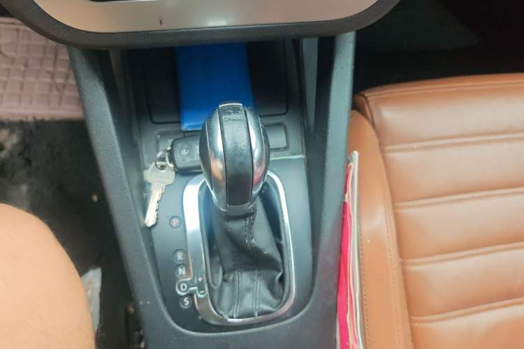 Used Volkswagen Scirocco 2011 2.0 TSI Luxury Edition Gear Lever