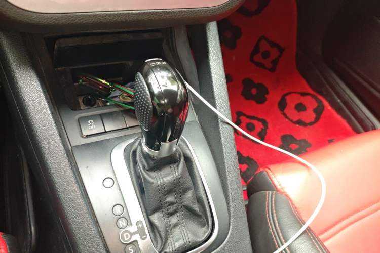 Used Volkswagen Scirocco 2011 1.4 TSI Single-Turbo Fashion Edition Gear Lever