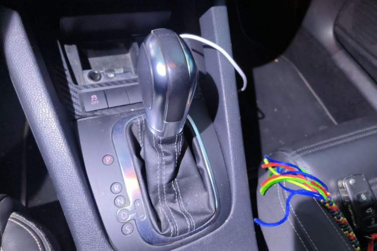 Used Volkswagen Scirocco 2011 R 2.0TSI Gear Lever