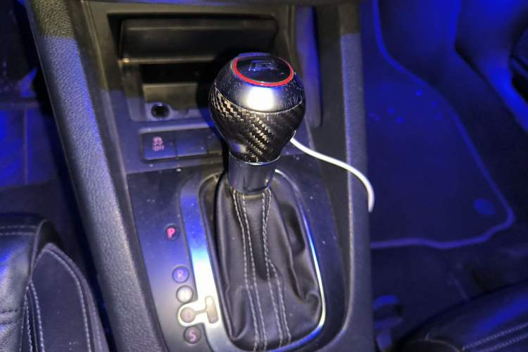 Used Volkswagen Scirocco 2011 R 2.0TSI Gear Lever