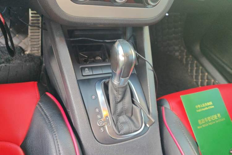 Used Volkswagen Scirocco 2011 1.4 TSI Single-Turbo Fashion Edition Gear Lever