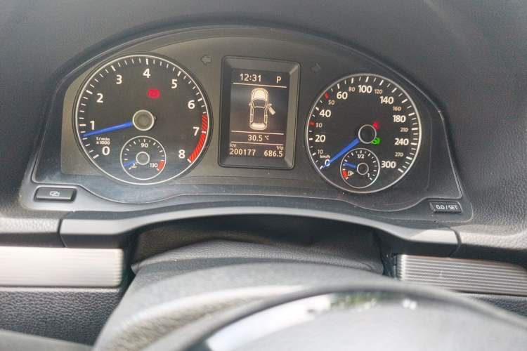 Used Volkswagen Scirocco 2011 R 2.0TSI Instrument Cluster
