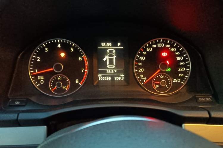 Used Volkswagen Scirocco 2011 2.0 TSI R-Line Instrument Cluster