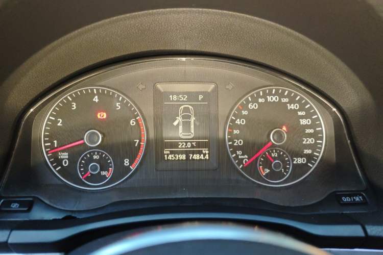 Used Volkswagen Scirocco 2011 1.4 TSI Single-Turbo Fashion Edition Instrument Cluster