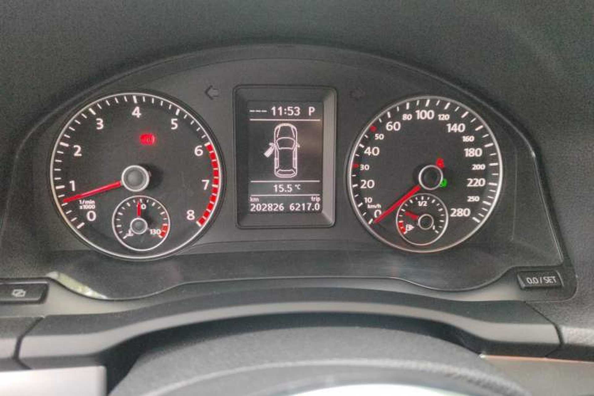 Used Volkswagen Scirocco 2011 1.4 TSI Single-Turbo Fashion Edition Instrument Cluster