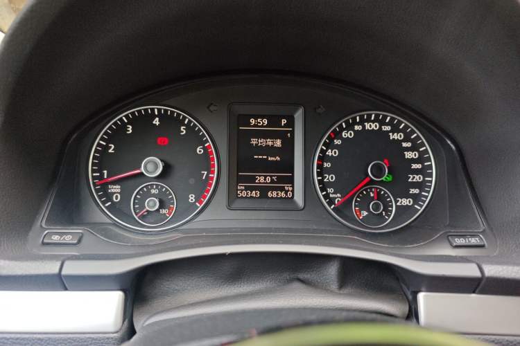 Used Volkswagen Scirocco 2011 1.4 TSI Single-Turbo Fashion Edition Instrument Cluster