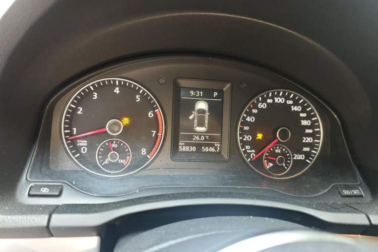 Used Volkswagen Scirocco 2011 1.4 TSI Single-Turbo Fashion Edition Instrument Cluster
