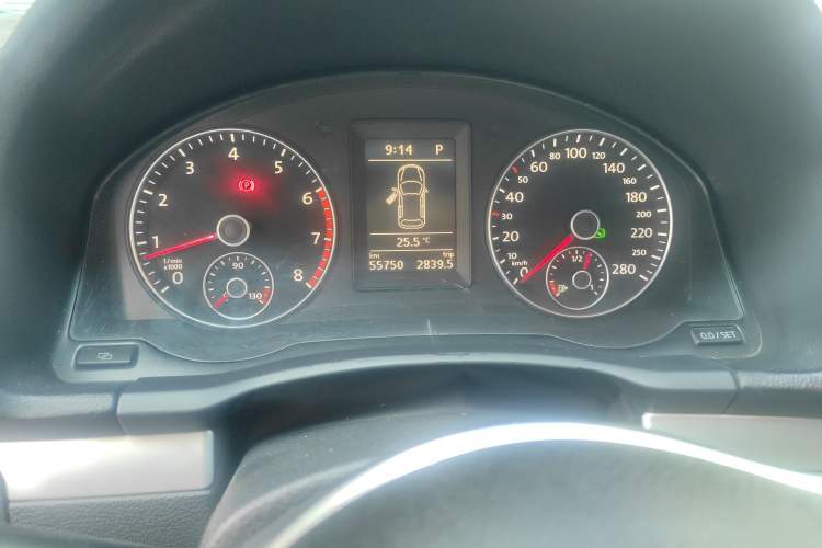 Used Volkswagen Scirocco 2011 1.4 TSI Single-Turbo Fashion Edition Instrument Cluster