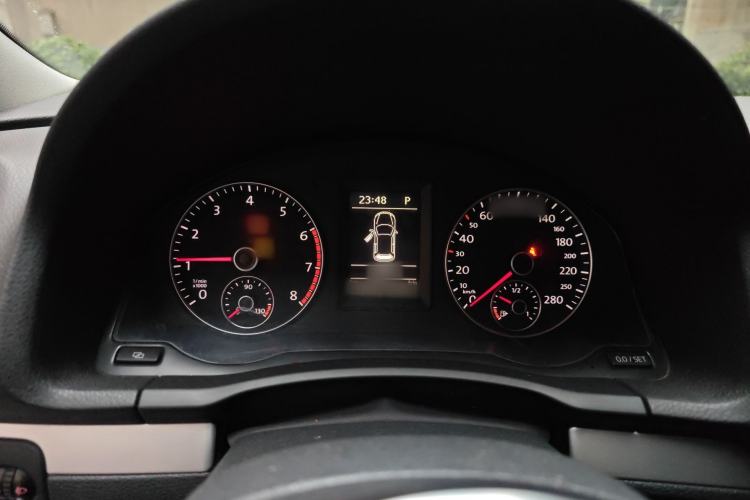 Used Volkswagen Scirocco 2011 1.4 TSI Single-Turbo Fashion Edition Instrument Cluster