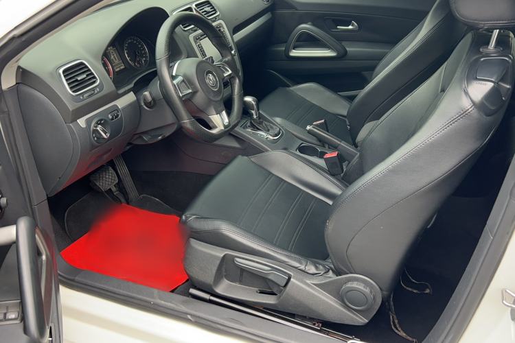 Used Volkswagen Scirocco 2011 1.4 TSI Single-Turbo Fashion Edition Interior 4