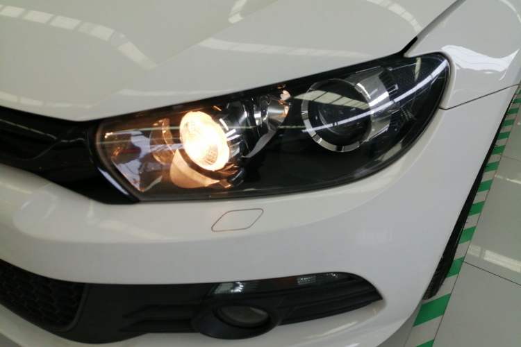 Used Volkswagen Scirocco 2011 2.0 TSI Luxury Edition Left Front Headlight