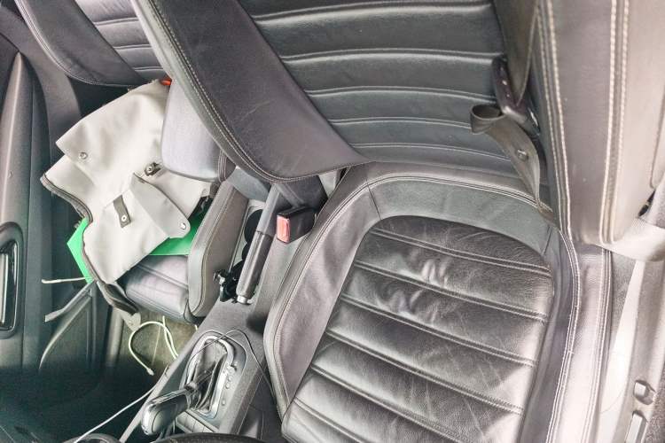 Used Volkswagen Scirocco 2011 R 2.0TSI Left Front Seat
