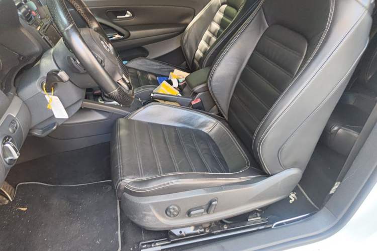 Used Volkswagen Scirocco 2011 R 2.0TSI Left Front Seat