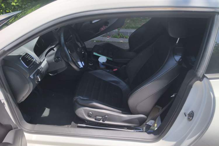 Used Volkswagen Scirocco 2011 2.0 TSI Luxury Edition Left Front Seat