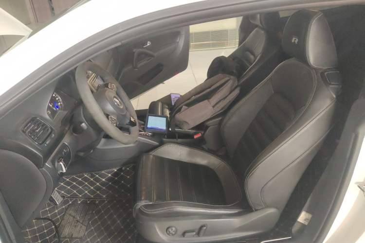 Used Volkswagen Scirocco 2011 R 2.0TSI Left Front Seat