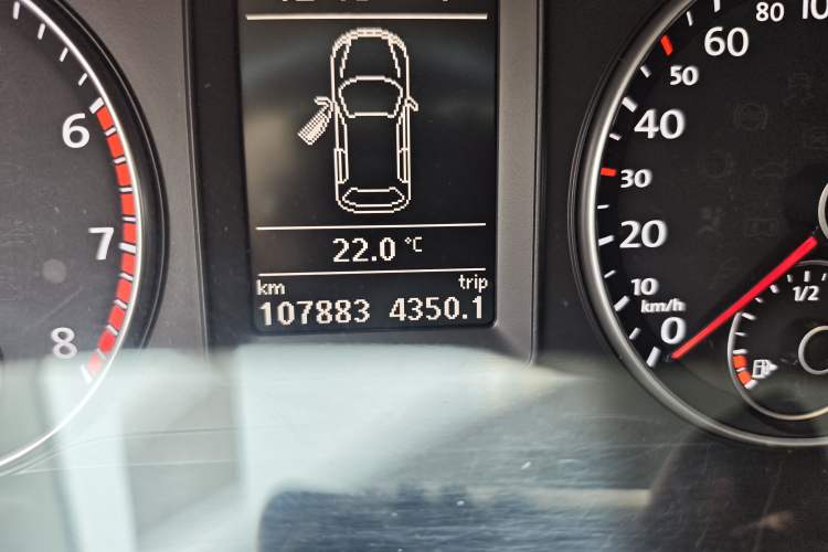 Used Volkswagen Scirocco 2011 1.4 TSI Single-Turbo Fashion Edition Odometer Close Up