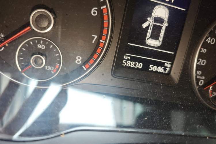 Used Volkswagen Scirocco 2011 1.4 TSI Single-Turbo Fashion Edition Odometer Close Up