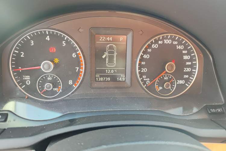 Used Volkswagen Scirocco 2011 1.4 TSI Comfort Edition Odometer Close Up