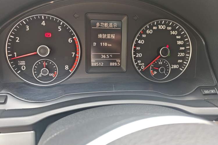 Used Volkswagen Scirocco 2011 1.4 TSI Comfort Edition Odometer Close Up