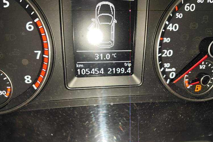 Used Volkswagen Scirocco 2011 1.4 TSI Single-Turbo Fashion Edition Odometer Close Up