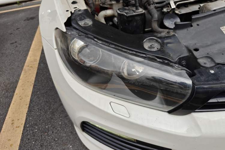 Used Volkswagen Scirocco 2011 1.4 TSI Single-Turbo Fashion Edition Right Front Headlight