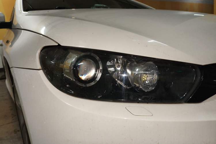 Used Volkswagen Scirocco 2011 2.0 TSI R-Line Right Front Headlight