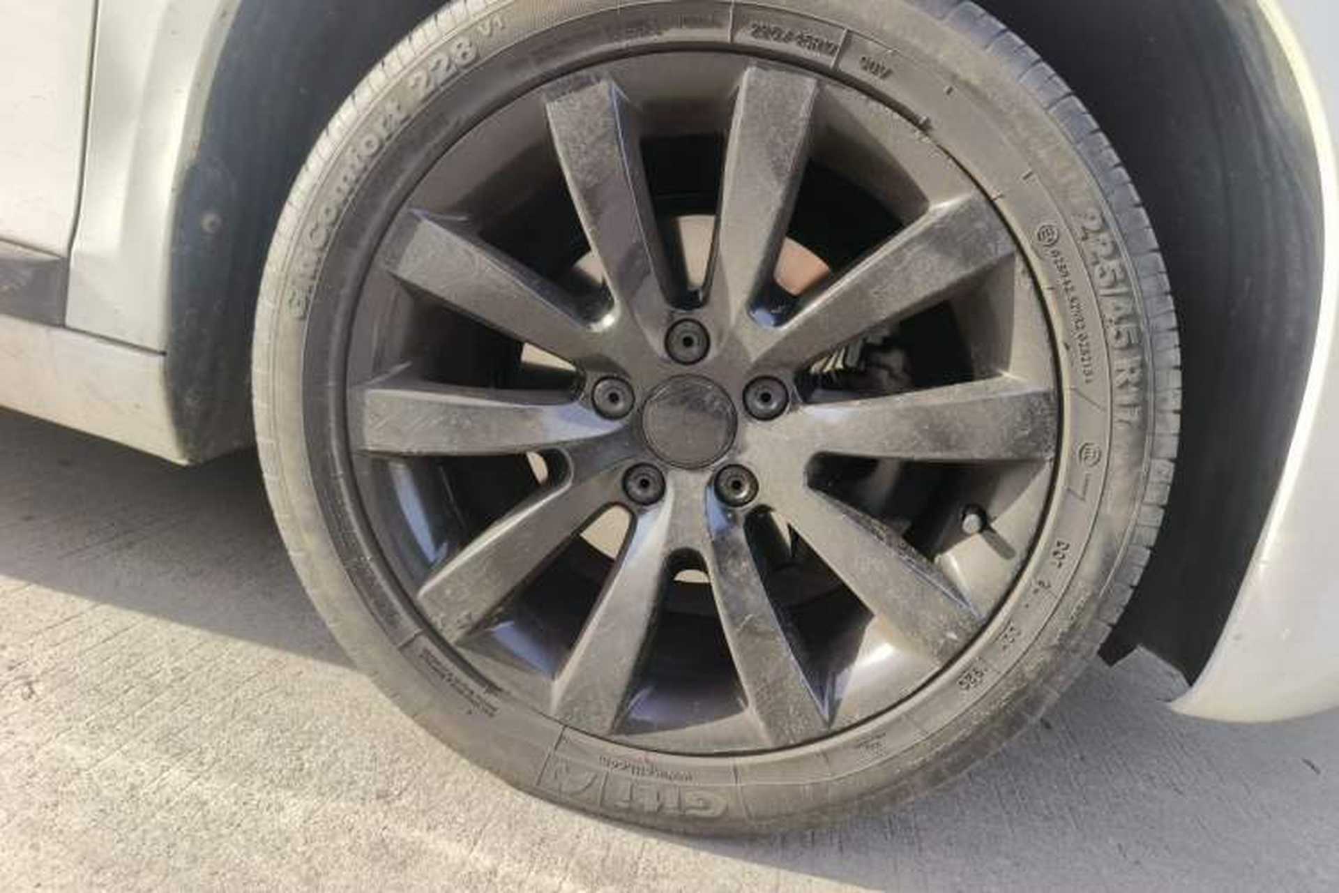 Used Volkswagen Scirocco 2011 1.4 TSI Single-Turbo Fashion Edition Right Front Wheel Hub
