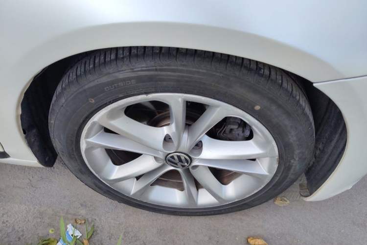 Used Volkswagen Scirocco 2011 2.0 TSI Luxury Edition Right Front Wheel Hub
