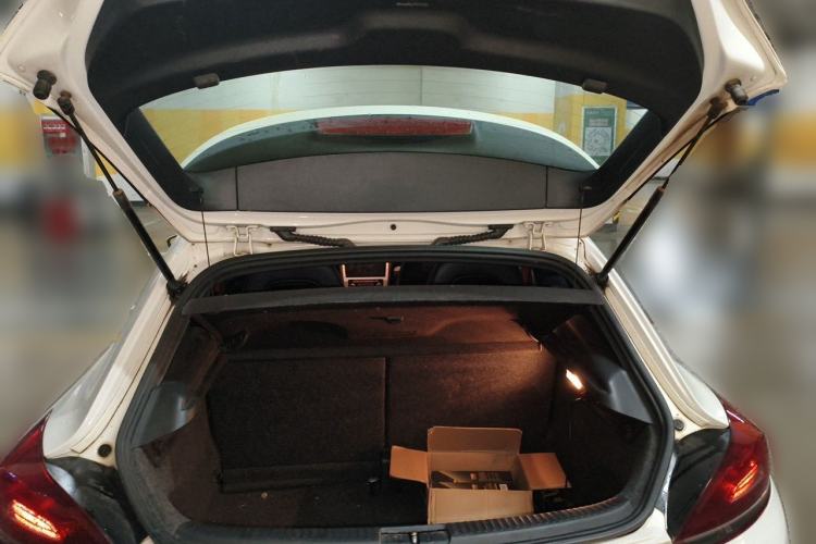 Used Volkswagen Scirocco 2011 2.0 TSI R-Line Trunk