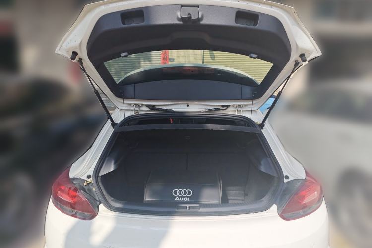 Used Volkswagen Scirocco 2011 2.0 TSI R-Line Trunk