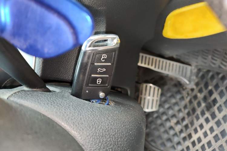 Used Volkswagen Scirocco 2011 R 2.0TSI Vehicle Key