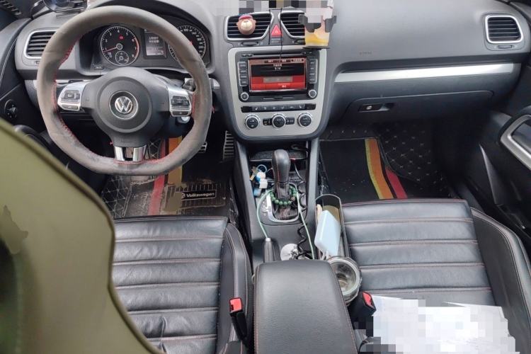 Used Volkswagen Scirocco 2013 2.0 TSI Million-Mile Edition Center Console