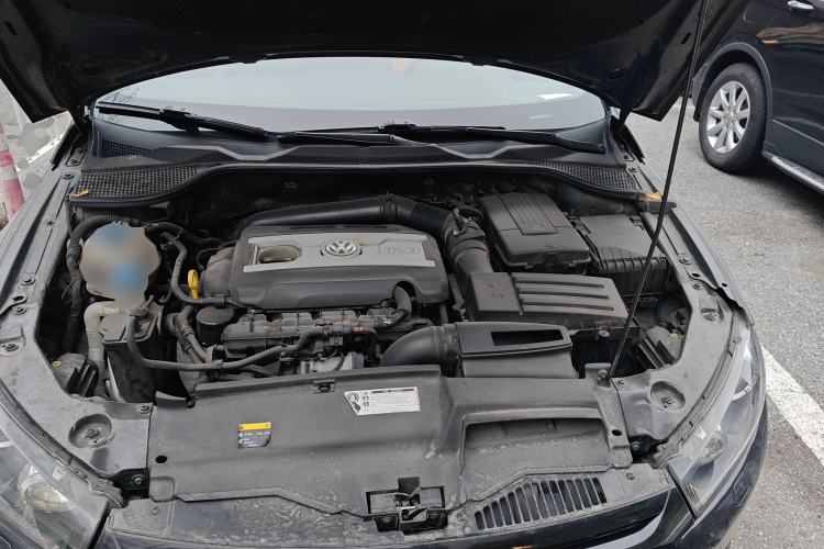 Used Volkswagen Scirocco 2013 2.0 TSI Million-Mile Edition Engine Bay