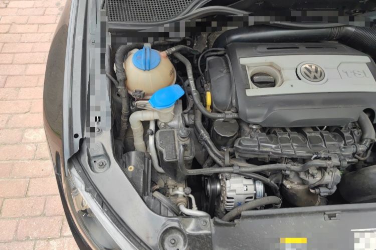 Used Volkswagen Scirocco 2013 2.0 TSI Million-Mile Edition Engine Bay Right
