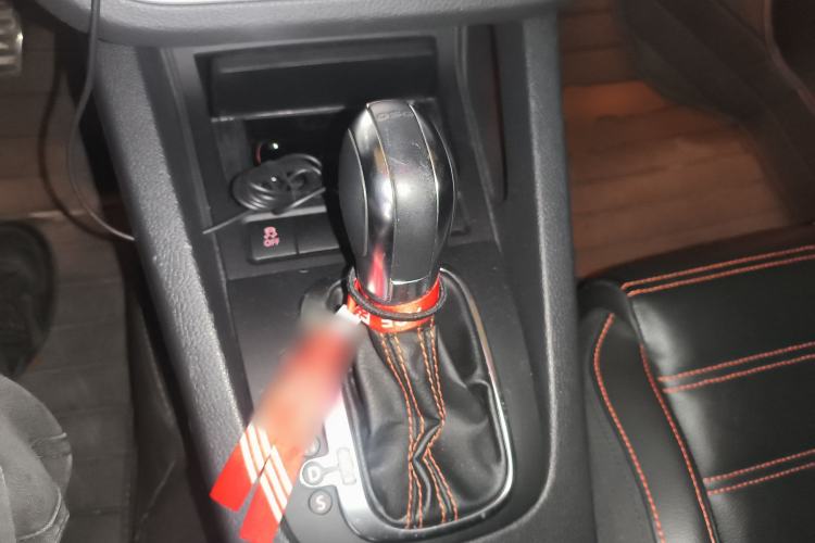 Used Volkswagen Scirocco 2013 2.0 TSI Million-Mile Edition Gear Lever