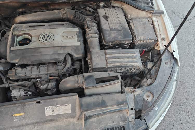 Used Volkswagen Scirocco 2013 2.0 TSI GTS Engine Bay Left