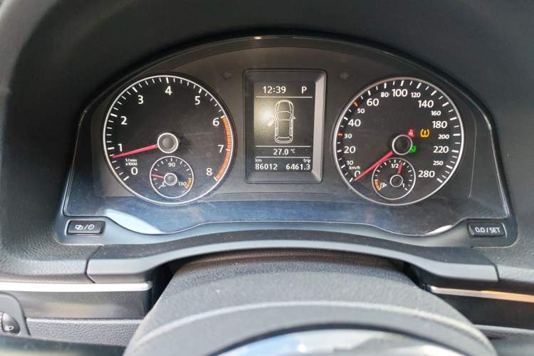 Used Volkswagen Scirocco 2013 1.4TSI GTS Odometer Close Up