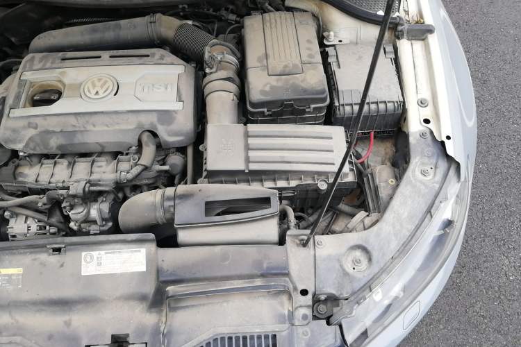 Used Volkswagen Scirocco 2013 2.0 TSI Million-Mile Edition Engine Bay Left