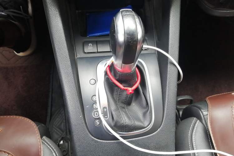 Used Volkswagen Scirocco 2013 2.0 TSI Million-Mile Edition Gear Lever