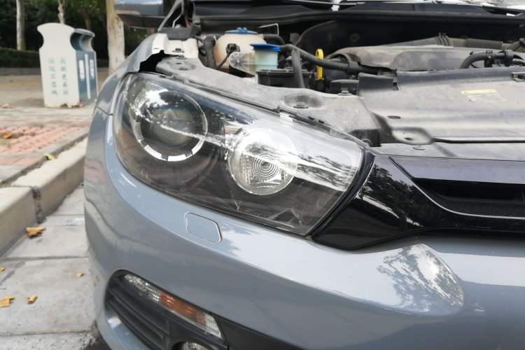 Used Volkswagen Scirocco 2013 2.0 TSI Million-Mile Edition Right Front Headlight