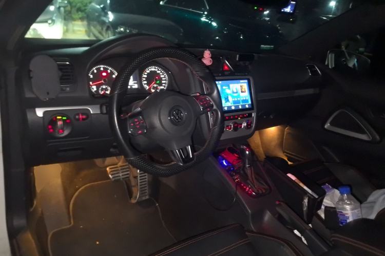 Used Volkswagen Scirocco 2013 2.0 TSI Million-Mile Edition Center Console