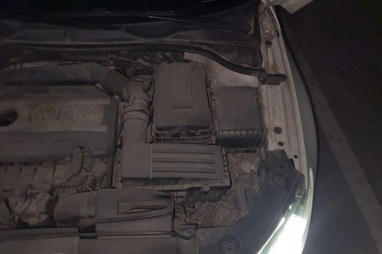 Used Volkswagen Scirocco 2013 2.0 TSI Million-Mile Edition Engine Bay Left
