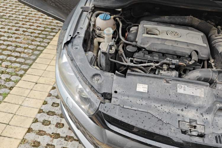 Used Volkswagen Scirocco 2013 2.0 TSI GTS Engine Bay Right