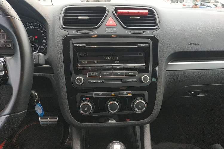 Used Volkswagen Scirocco 2013 1.4TSI GTS Audio And AC Panel