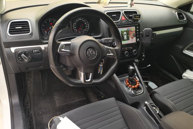 Used Volkswagen Scirocco 2013 1.4TSI GTS Center Console