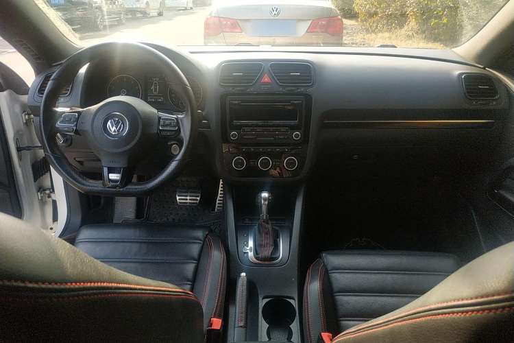 Used Volkswagen Scirocco 2013 2.0 TSI GTS Center Console