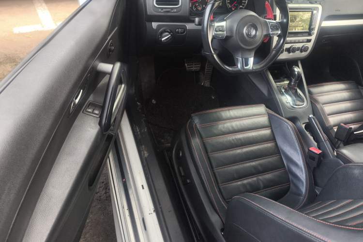 Used Volkswagen Scirocco 2013 2.0 TSI Million-Mile Edition Driver Seat