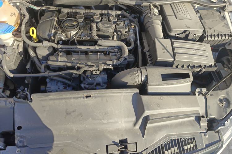 Used Volkswagen Scirocco 2013 2.0 TSI Million-Mile Edition Engine Bay