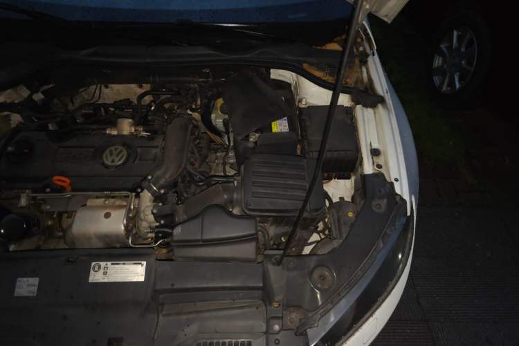 Used Volkswagen Scirocco 2013 1.4TSI GTS Engine Bay Left
